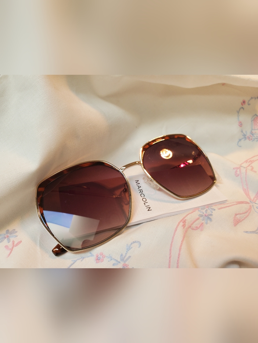Guess New Brown Tortoise Gradient Large Lens Sunglasses